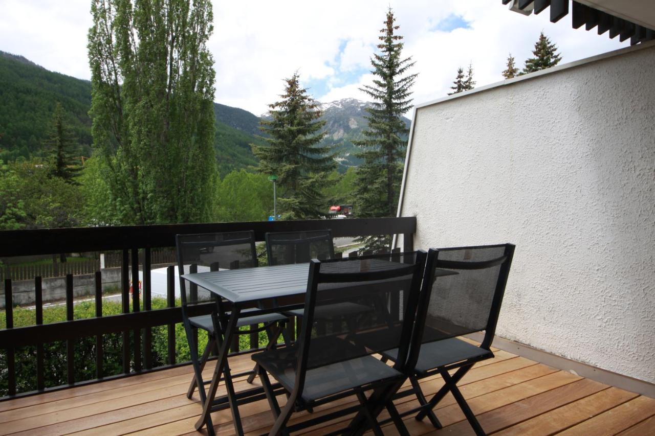 Archipel Accueil International - Studio Bois Des Coqs Saint-Chaffrey Luaran gambar