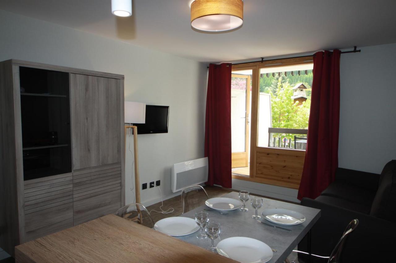 Archipel Accueil International - Studio Bois Des Coqs Saint-Chaffrey Luaran gambar